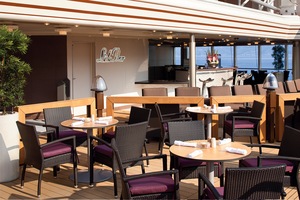 Lido Bar